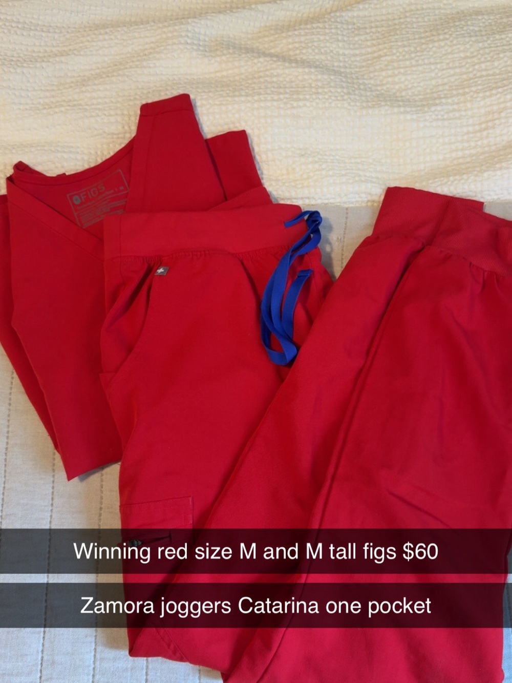 FIGS Women’s scrub set winning red - Size M